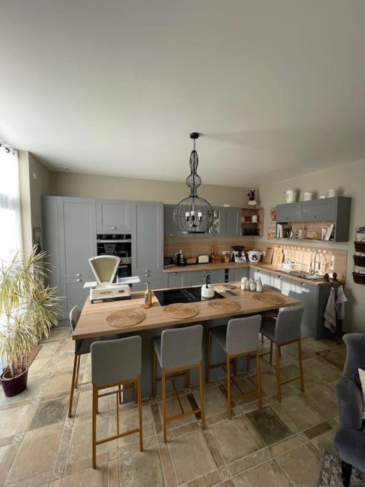 Le Pigeonnier / Gite De Charme 1 A 4 Pers 80 M² Kamerrijk Buitenkant foto